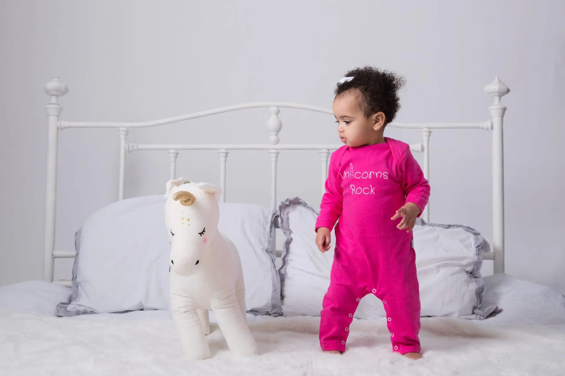 Unicorns Rock pink Baby Grow All-in – One – alternative view